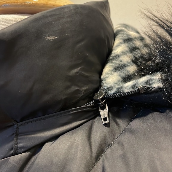 Talbots Black Mid-length Puffer Detachable Faux Fur Hood Checker Accent - Picture 5 of 13